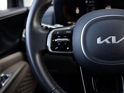 2025 Kia Carnival LXS
