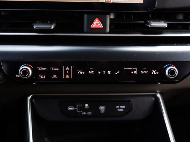 2025 Kia Carnival LXS