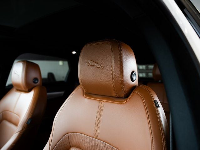 2023 Jaguar F-PACE P400 R-Dynamic S