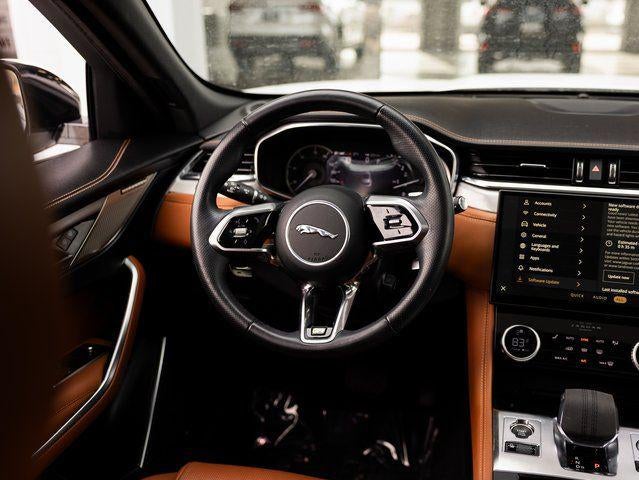 2023 Jaguar F-PACE P400 R-Dynamic S