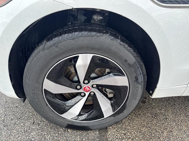 2023 Jaguar F-PACE P400 R-Dynamic S