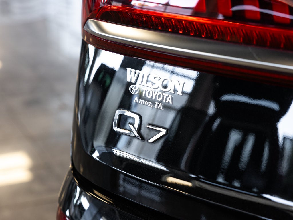 2022 Audi Q7 55 Premium Plus quattro