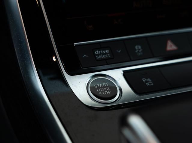 2022 Audi Q7 55 Premium Plus quattro