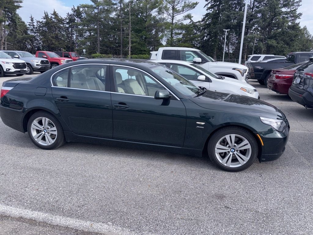 2010 BMW 5 Series 528i xDrive