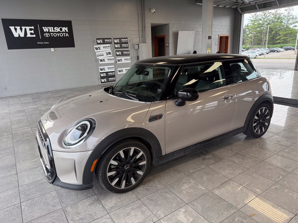 2023 MINI Cooper S Base