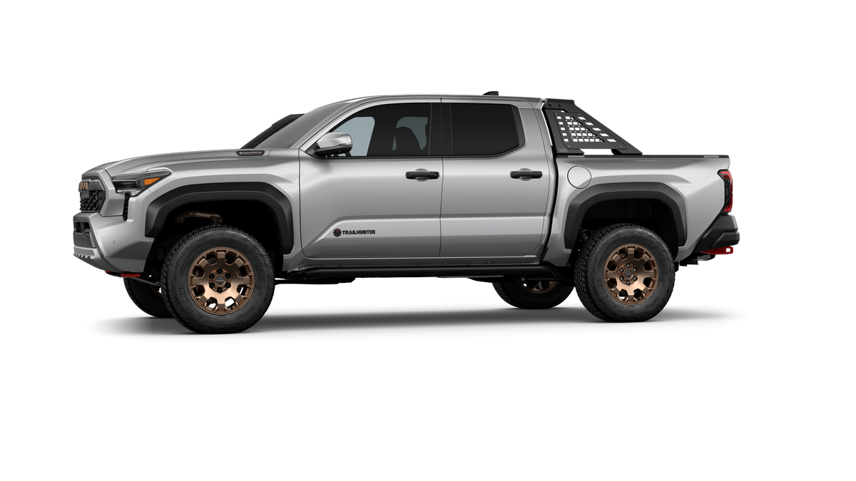 2025 Toyota Tacoma i-FORCE MAX Tacoma Trailhunter