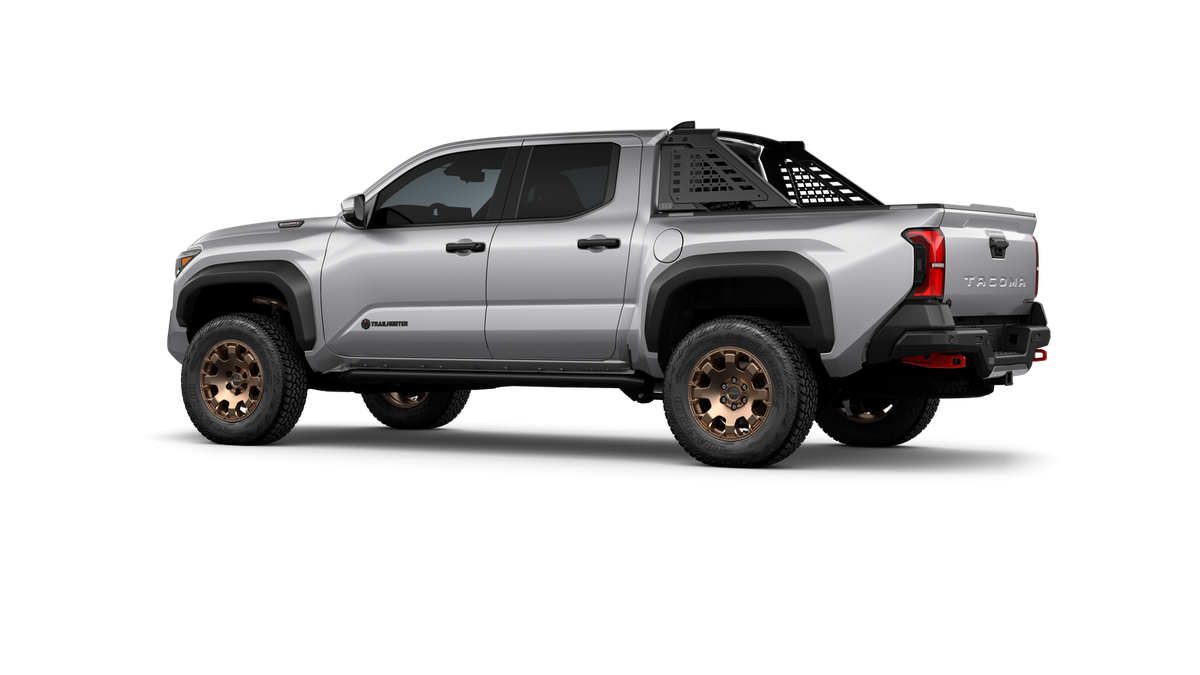 2025 Toyota Tacoma i-FORCE MAX Tacoma Trailhunter