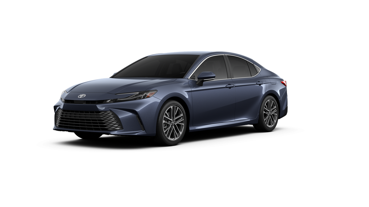 2026 Toyota Camry XLE Hybrid's photo