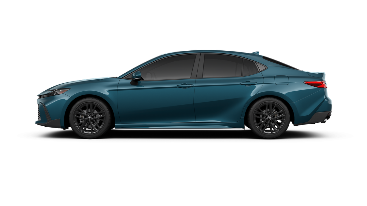 2026 Toyota Camry SE AWD